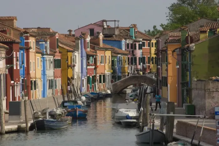 Framed Print : Pastel coloured houses alongside a canal in Burano, Venetian Lagoon, Venice Framed Print : Pastel coloured houses alongside a canal in Burano, Venetian Lagoon, Venice