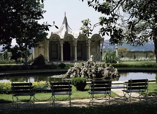 Pavilion in the Beylerbei Palace gardens