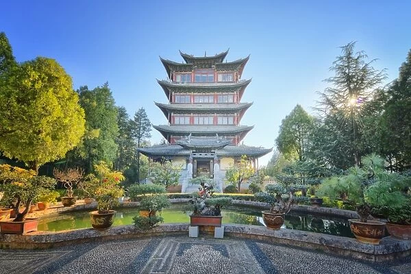 Pavilion of Everlasting Clarity on Lion Hill in Lijiang, Yunnan, China, Asia