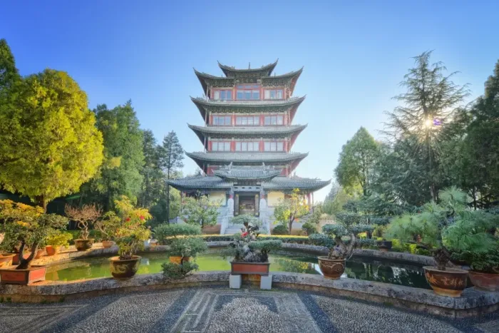 Framed Print : Pavilion of Everlasting Clarity on Lion Hill in Lijiang, Yunnan, China, Asia Framed Print : Pavilion of Everlasting Clarity on Lion Hill in Lijiang, Yunnan, China, Asia