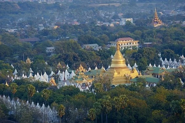 Paya Sandamuni, temple and monastery, Mandalay, Myanmar (Burma), Asia