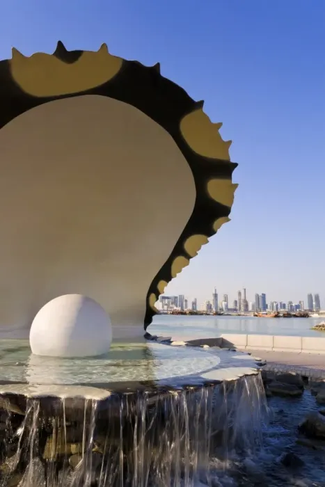 Framed Print : Pearl Momument on the Corniche of Doha Bay with