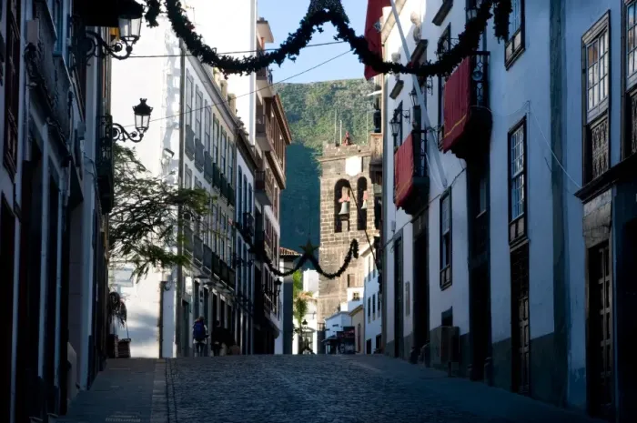 Framed Print : Pedestrian zone in the old town of Santa Cruz de la Palma, La Palma, Canary Islands Framed Print : Pedestrian zone in the old town of Santa Cruz de la Palma, La Palma, Canary Islands