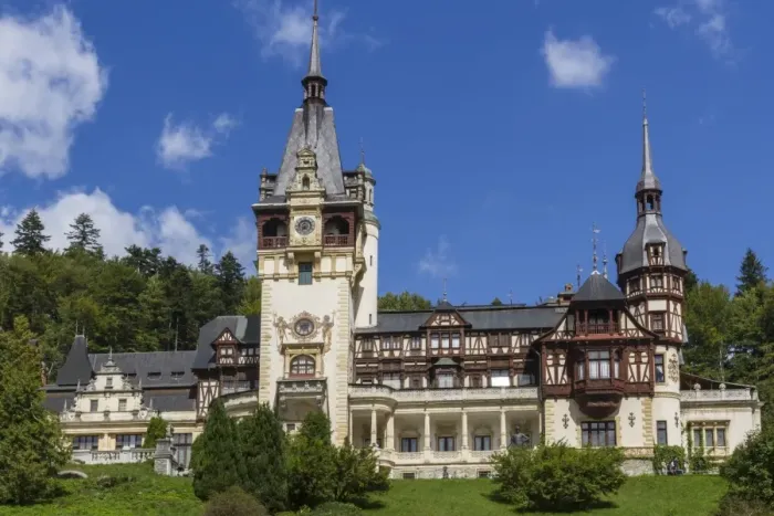 Framed Print : Peles castle, Sinaia, Wallachia, Romania, Europe Framed Print : Peles castle, Sinaia, Wallachia, Romania, Europe