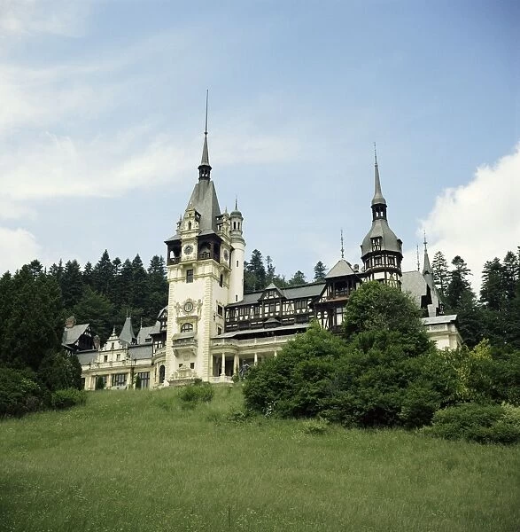 Peles Castle, summer palace of King Carol I, dating from 1883, Sinaia, Transylvania