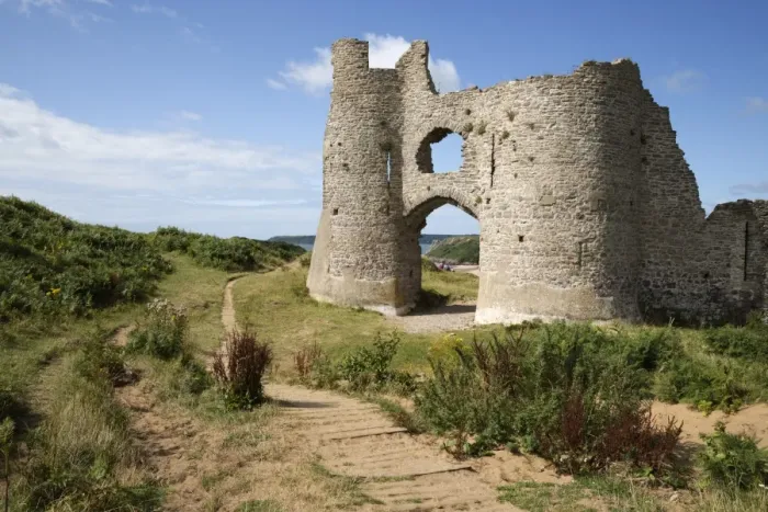 Framed Print : Pennard Castle and Three Cliffs Bay, Gower Peninsula, Swansea, West Glamorgan, Wales, United Kingdom, Europe Framed Print : Pennard Castle and Three Cliffs Bay, Gower Peninsula, Swansea, West Glamorgan, Wales, United Kingdom, Europe