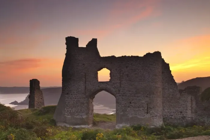 Framed Print : Pennard Castle, Gower, Wales, United Kingdom, Europe Framed Print : Pennard Castle, Gower, Wales, United Kingdom, Europe