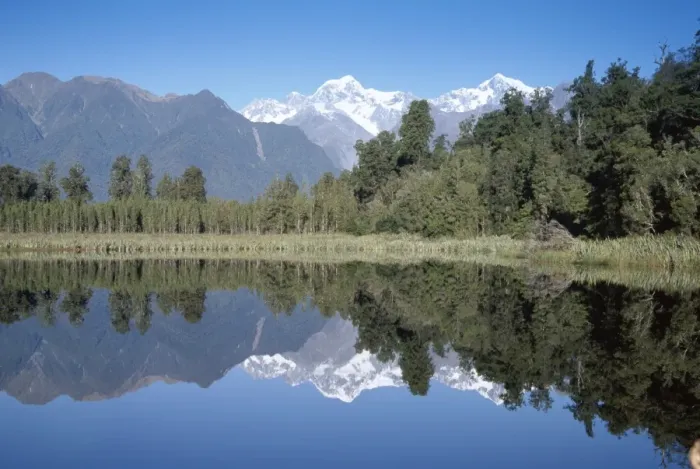 Framed Print : Perfect reflection on Lake Matheson Framed Print : Perfect reflection on Lake Matheson