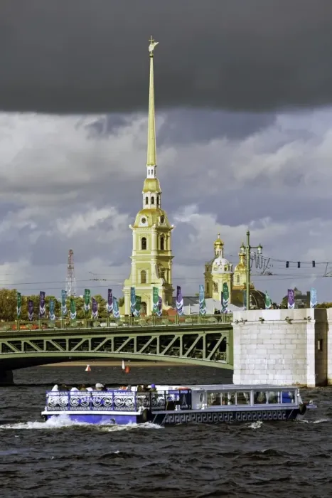 Framed Print : Peter and Paul Fortress on Neva riverside, UNESCO World Heritage Site, St. Petersburg Framed Print : Peter and Paul Fortress on Neva riverside, UNESCO World Heritage Site, St. Petersburg