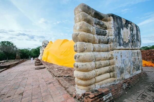 Phra Noon Reclining Buddha at Wat Lokayasutharam, Ayutthaya, Thailand, Southeast Asia