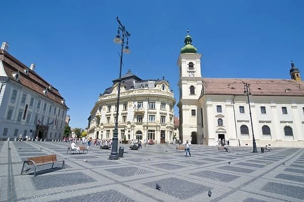 Piata Mare (Grand Square), Sibiu, Romania, Europe