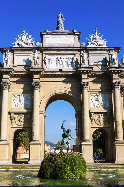 Piazza della LibertaA, Arco dei Lorena (Lorenas triumphal arch), Florence (Firenze), UNESCO World Heritage Site, Tuscany, Italy, Europe