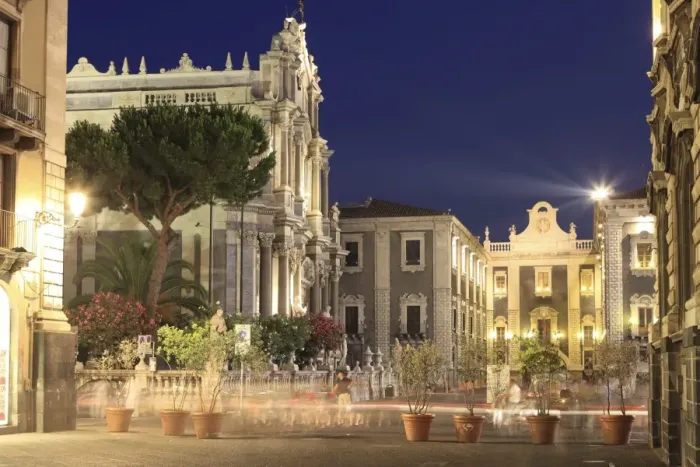 Framed Print : Piazza Duomo with Porta Uzeda in the background, at night, Catania, Sicily, Italy, Europe Framed Print : Piazza Duomo with Porta Uzeda in the background, at night, Catania, Sicily, Italy, Europe