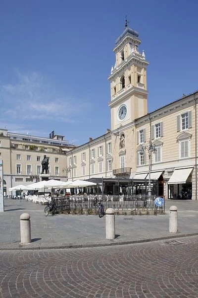 Piazza Garibaldi and Palazzo Del Govenatore, Parma, Emilia Romagna, Italy, Europe