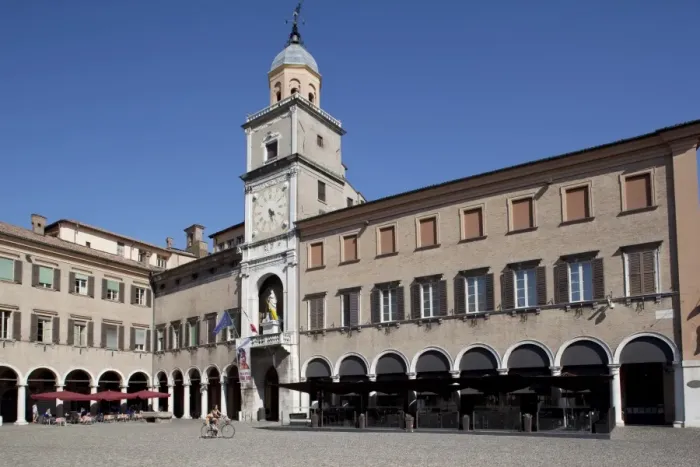 Framed Print : Piazza Grande Clock Tower, Modena, Emilia Romagna, Italy, Europe Framed Print : Piazza Grande Clock Tower, Modena, Emilia Romagna, Italy, Europe