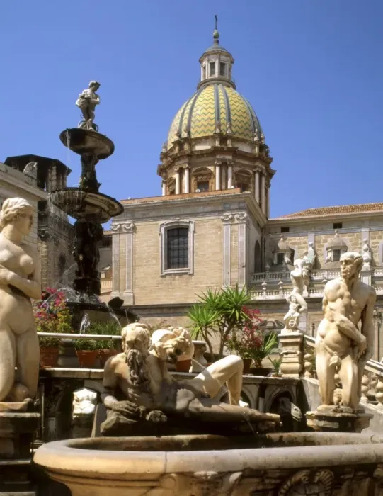 Framed Print : Piazza Pretoria Framed Print : Piazza Pretoria