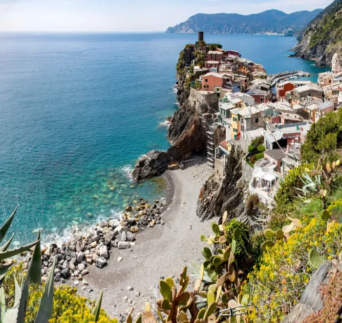Framed Print : Picturesque village of Vernazza in Cinque Terre, UNESCO World Heritage Site Framed Print : Picturesque village of Vernazza in Cinque Terre, UNESCO World Heritage Site