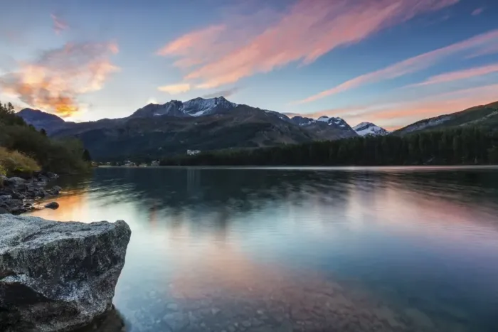 Framed Print : Pink sky at dawn illuminates the peaks reflected in Lake Sils, Engadine, Canton of Graubunden