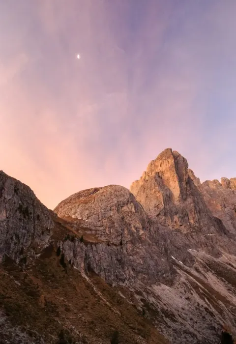 Framed Print : Pink sky at dawn on the peaks of Forcella De Furcia, Funes Valley, South Tyrol, Dolomites Framed Print : Pink sky at dawn on the peaks of Forcella De Furcia, Funes Valley, South Tyrol, Dolomites