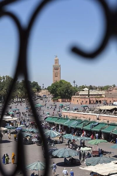 Place Djemaa el Fna with the Koutoubia Mosque in the distance, Marrakech, Morocco, North Africa, Africa