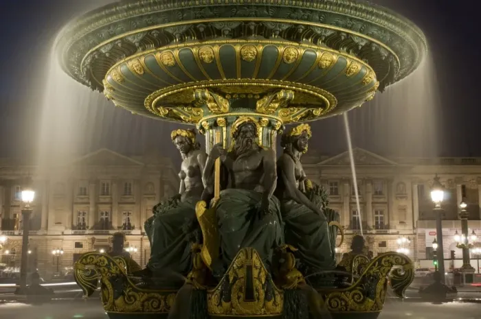 Framed Print : Place de la Concorde fountains at night, Paris, France, Europe Framed Print : Place de la Concorde fountains at night, Paris, France, Europe