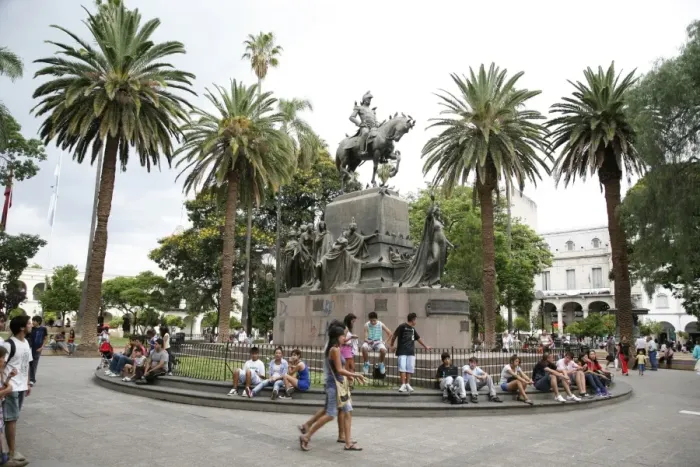 Framed Print : Plaza 9 Julio, the main square in Salta city, Argentina, South America Framed Print : Plaza 9 Julio, the main square in Salta city, Argentina, South America