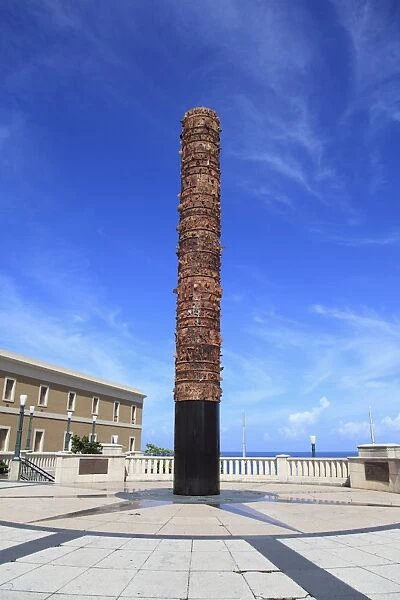 Plaza del Quinto Centenario, Totem pole statue, Old San Juan, San Juan, Puerto Rico, West Indies, Caribbean, United States of America, Central America