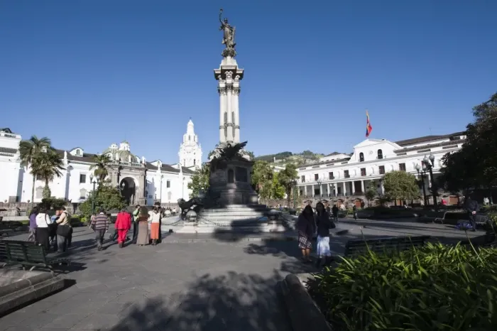 Framed Print : Plaza de Independencia, Historic Center, UNESCO World Heritage Site, Quito Framed Print : Plaza de Independencia, Historic Center, UNESCO World Heritage Site, Quito