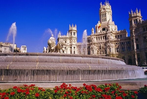 Plaza de la Cibeles and fountain