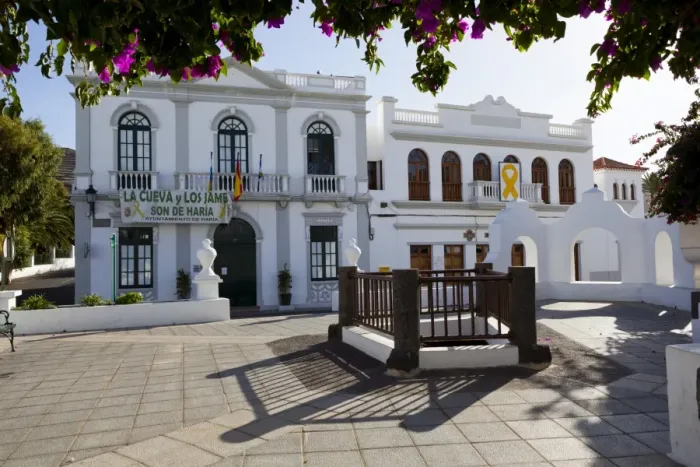 Framed Print : Plaza de la Constitucion and Ayuntamiento (town hall), Haria, Lanzarote, Canary Islands, Spain, Europe Framed Print : Plaza de la Constitucion and Ayuntamiento (town hall), Haria, Lanzarote, Canary Islands, Spain, Europe