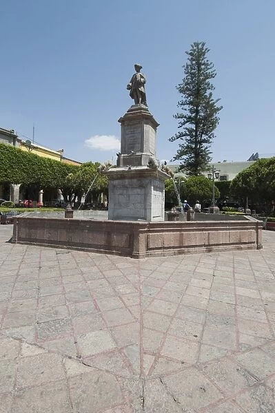 Plaza de la Independencia (Plaza de Armas) in Santiago de Queretaro (Queretaro)