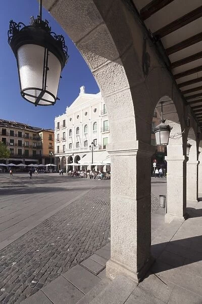 Plaza Mayor, Teatro Juan Bravo, Segovia, Castillia y Leon, Spain, Europe