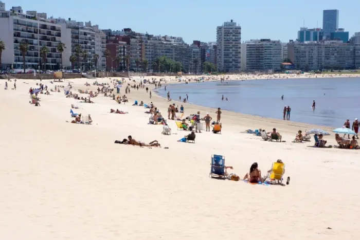 Framed Print : Pocitos Beach, Montevideo, Uruguay, South America Framed Print : Pocitos Beach, Montevideo, Uruguay, South America