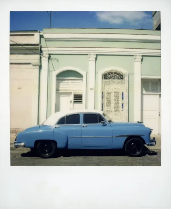 Framed Print : Polaroid of blue classic American Car, Cienfuegos, Cuba, West Indies, Central America Framed Print : Polaroid of blue classic American Car, Cienfuegos, Cuba, West Indies, Central America