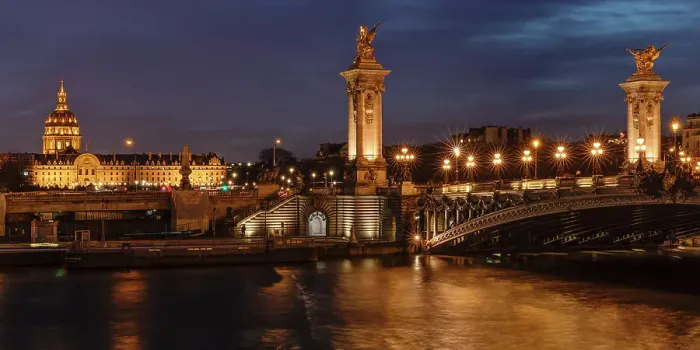 Framed Print : Pont Alexandre III bridge and Hotel des Invalides, Seine, Invalides, Paris, Ile de France, France, Europe Framed Print : Pont Alexandre III bridge and Hotel des Invalides, Seine, Invalides, Paris, Ile de France, France, Europe