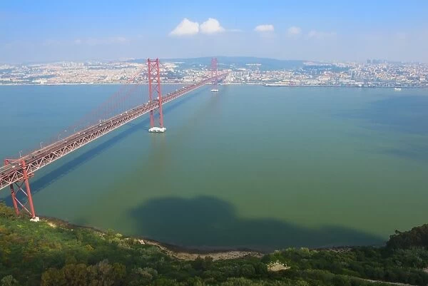 Ponte 25 de Abril (25th of April Bridge) over the Tagus River, Lisbon, Portugal, Europe