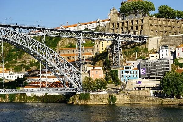 Ponte de Dom Luis I over River Douro, Porto (Oporto), Portugal, Europe