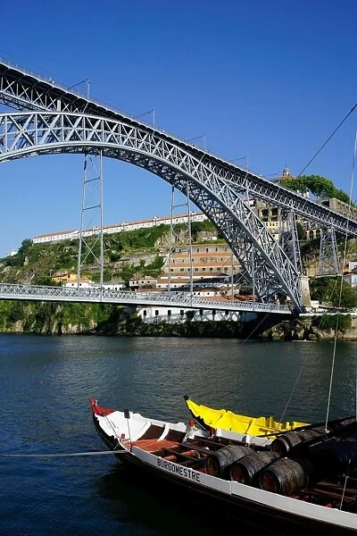 Ponte de Dom Luis I over River Douro, Porto (Oporto), Portugal, Europe