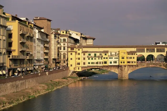 Framed Print : Ponte Vecchio over the Arno River Framed Print : Ponte Vecchio over the Arno River