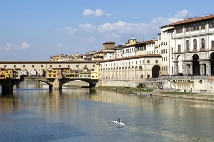 Framed Print : Ponte Vecchio, Florence (Firenze), UNESCO World Heritage Site, Tuscany, Italy, Europe Framed Print : Ponte Vecchio, Florence (Firenze), UNESCO World Heritage Site, Tuscany, Italy, Europe