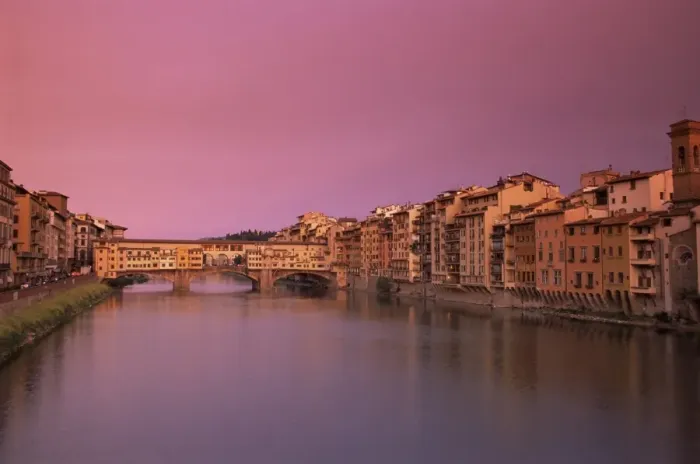 Framed Print : Ponte Vecchio over the River Arno Framed Print : Ponte Vecchio over the River Arno