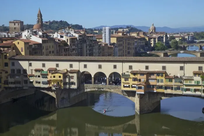 Framed Print : Ponte Vecchio and the River Arno, Florence, UNESCO World Heritage Site Framed Print : Ponte Vecchio and the River Arno, Florence, UNESCO World Heritage Site