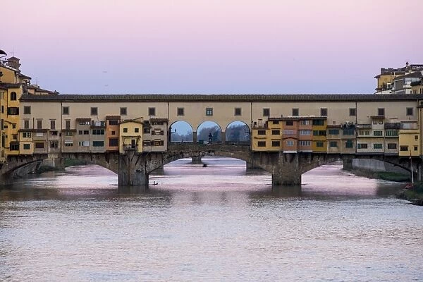 Ponte Vecchio at sunrise, UNESCO World Heritage Site, Florence, Tuscany, Italy, Europe