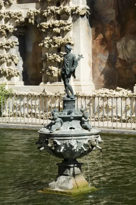 Framed Print : Pool of Mercury in the gardens of the Real Alcazar Framed Print : Pool of Mercury in the gardens of the Real Alcazar