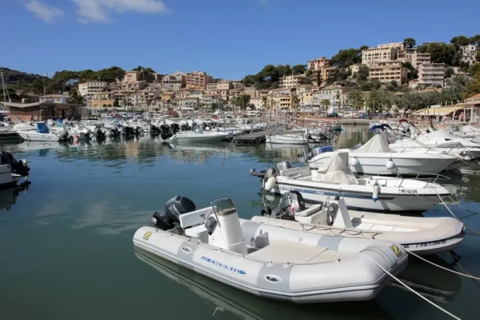 Framed Print : Port de Soller, Mallorca, Balearic Islands, Spain, Mediterranean, Europe Framed Print : Port de Soller, Mallorca, Balearic Islands, Spain, Mediterranean, Europe