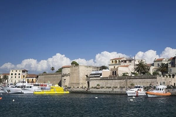 Port and town wall, Alghero, Province Sassari, Sardinia, Italy, Mediterranean, Europe