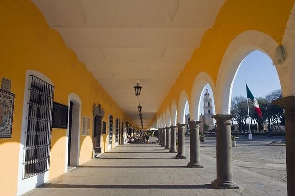 Portal Guerrero, Zocalo arches, Cholula, Puebla state, Mexico North America