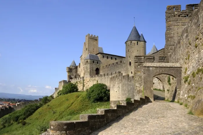 Framed Print : Porte d Aude, walled and turreted fortress of La Cite, Carcassonne