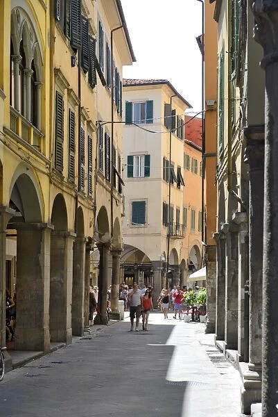 Portico (covered walkway), Borgo Stretto, Pisa, Tuscany, Italy, Europe