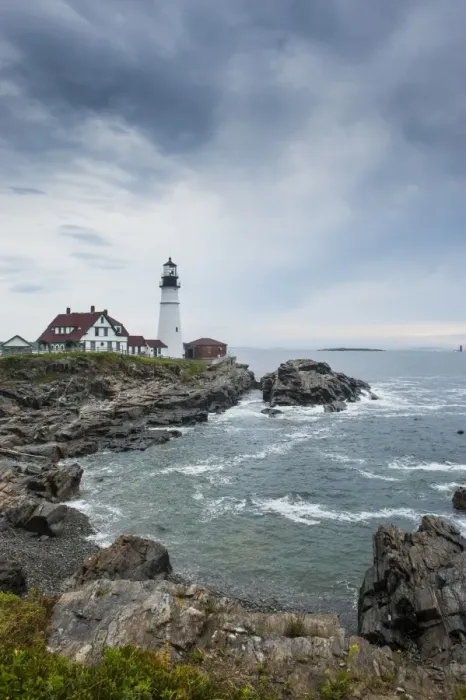 Framed Print : Portland Head Light, historic lighthouse in Cape Elizabeth, Maine, New England, United States of America, North America Framed Print : Portland Head Light, historic lighthouse in Cape Elizabeth, Maine, New England, United States of America, North America